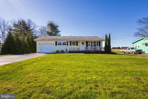 128 West Ave, Shiloh, NJ 08353