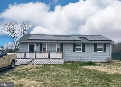2222 Helen Ave, Vineland, NJ 08360