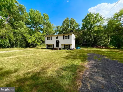 23 Apple Ln, Bridgeton, NJ 08302