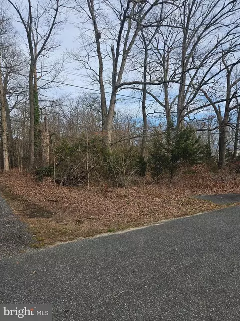 574 Pine St, Bridgeton, NJ 08302 photo 2