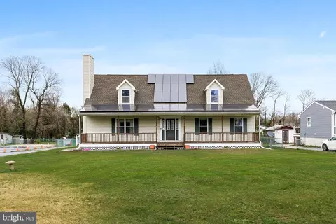 330 E Oak Rd, Vineland, NJ 08360