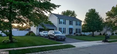 336 Forbes Dr, Vineland, NJ 08360