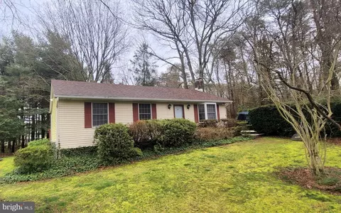 337 Clarks Pond Rd, Bridgeton, NJ 08302