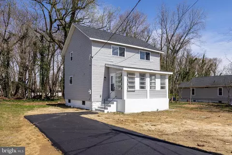 400 W Oxford St, Vineland, NJ 08360