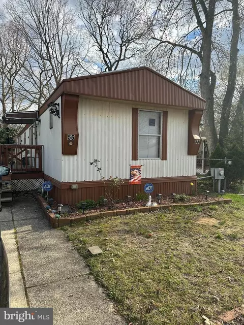 800 College Dr #56, Vineland, NJ 08360