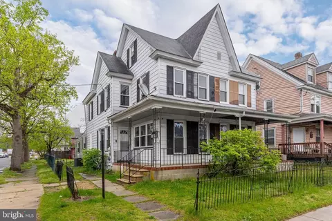 301 S 5th St, Millville, NJ 08332