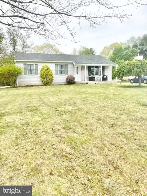 2864 Panther Rd, Vineland, NJ 08361