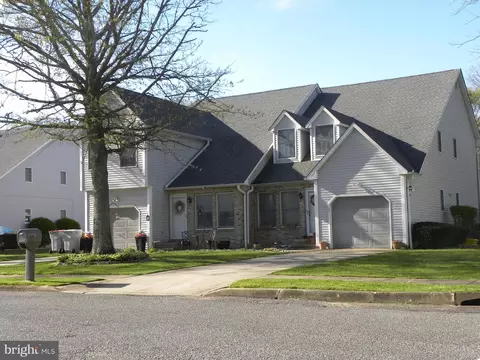 935-937 Magnolia Rd, Vineland, NJ 08360