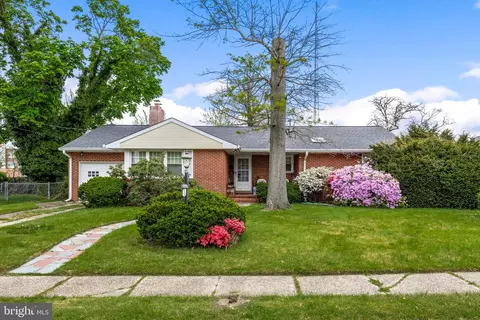 69 Arcadia Pl, Vineland, NJ 08360