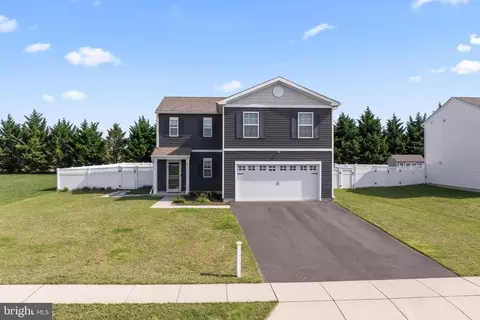 13 Eisenhower Dr, Bridgeton, NJ 08302
