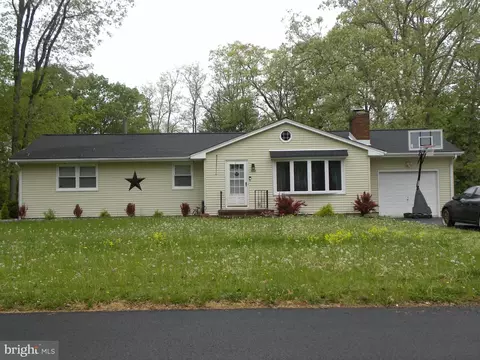 1088 Mcclain Dr, Vineland, NJ 08361