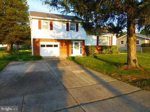 719 S 3rd St, Vineland, NJ 08360