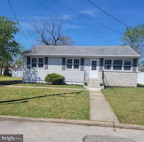 8 N 14th St, Millville, NJ 08332