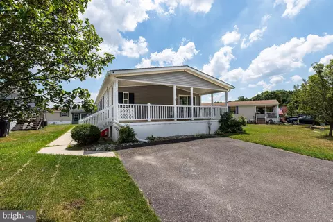 2110 Mays Landing Rd #302, Millville, NJ 08332