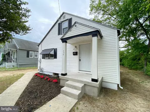 638 S 3rd St, Millville, NJ 08332