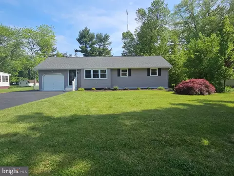 35 Hood Dr, Bridgeton, NJ 08302