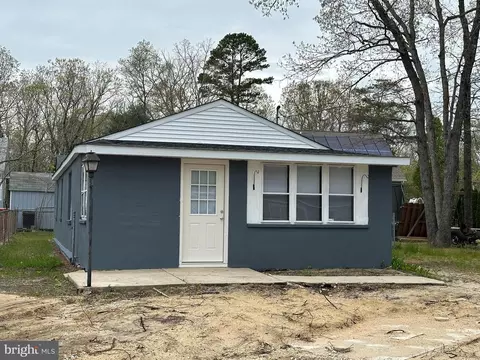 110 Pine Rd, Millville, NJ 08332