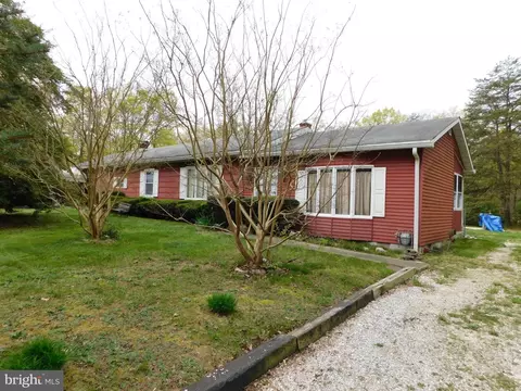 561 Poplar Rd, Millville, NJ 08332
