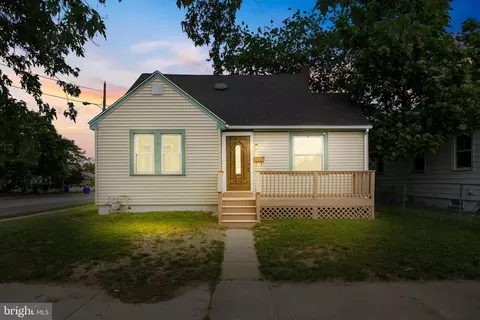 815 N 5th St, Millville, NJ 08332