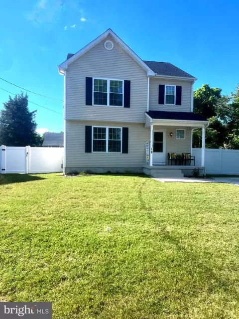 18 Noble St, Millville, NJ 08332