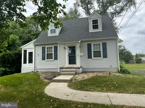518 Hazel Ave, Vineland, NJ 08360