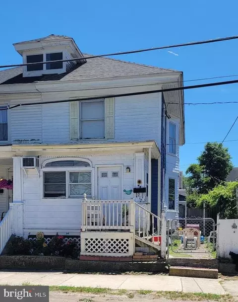 217 Maurice St, Millville, NJ 08332