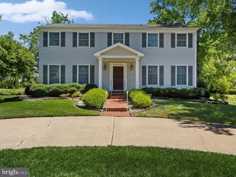 111 Eastwood Dr, Vineland, NJ 08361