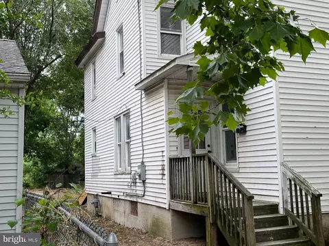 517 N 4th St, Millville, NJ 08332