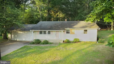21 Birdsall Dr, Bridgeton, NJ 08302