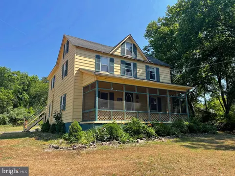 3690 Cedarville Rd, Millville, NJ 08332