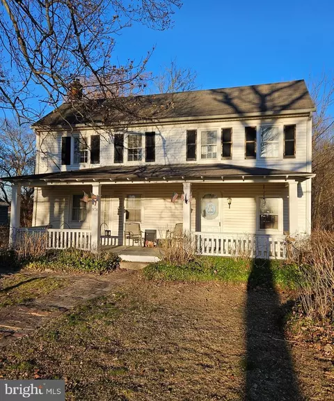 974 Ye Greate St, Greenwich, NJ 08323