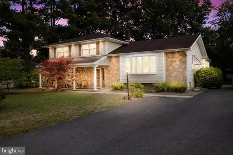 1191 Francine Dr, Vineland, NJ 08360