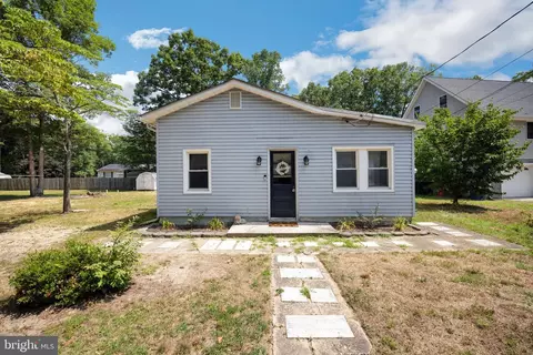 614 Willow Rd, Millville, NJ 08332