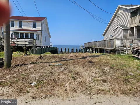 116 Delaware Ave, Fortescue, NJ 08321