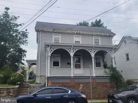 61 Vine St, Bridgeton, NJ 08302
