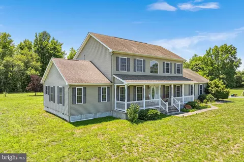762 Main St, Cedarville, NJ 08311