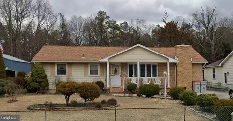 1740 Jackson Dr, Vineland, NJ 08360