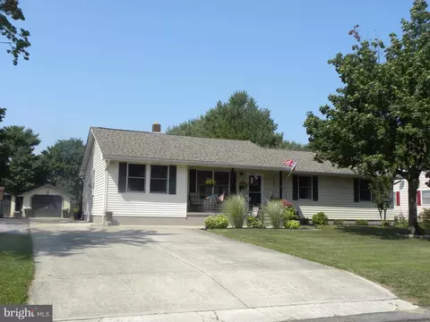 308 New Magnolia Rd, Vineland, NJ 08360