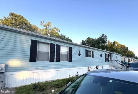 14 Eisenhower Blvd, Millville, NJ 08332
