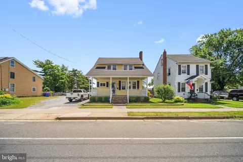 33 Cedar St, Millville, NJ 08332