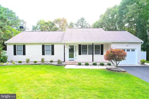 2715 Palermo Ave, Vineland, NJ 08361