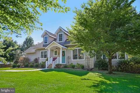 2317 Market St, Port Norris, NJ 08349