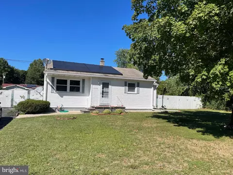 1346 Baylor Ave, Vineland, NJ 08360