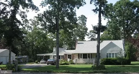 1170 W Sherman Ave, Vineland, NJ 08360