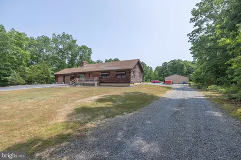 70 Deerwood Ave, Milmay, NJ 08340