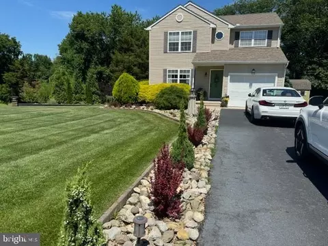 31 Orchard Crest Dr, Bridgeton, NJ 08302