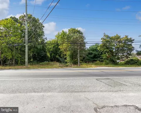 1011 W Sherman Ave, Vineland, NJ 08360