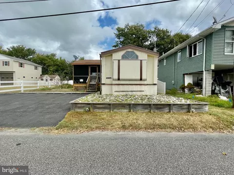 135 Garrison Ave, Fortescue, NJ 08321