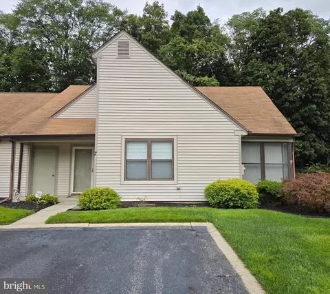 735 S Main Rd #7, Vineland, NJ 08360