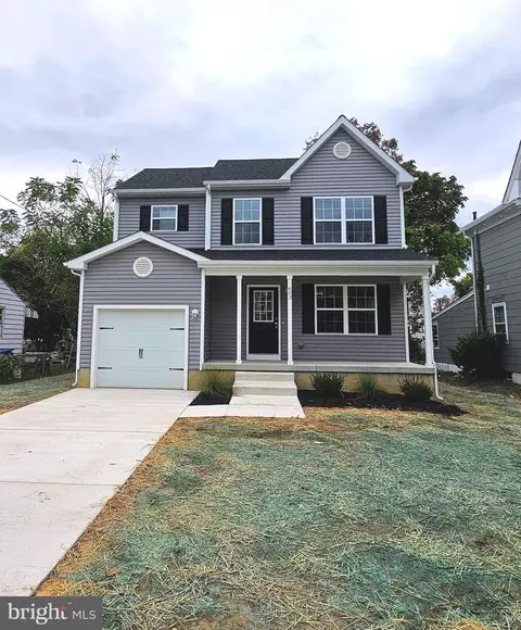 603 E Mulberry St, Millville, NJ 08332